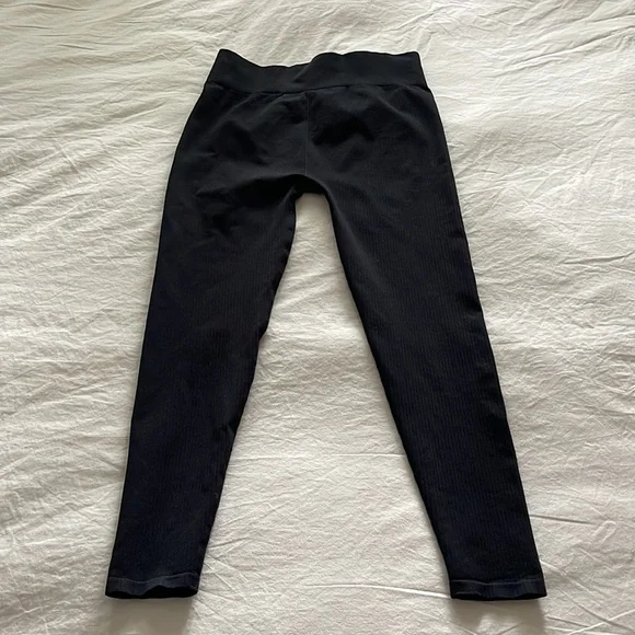 H&M Sport Ribbed Legging - Picture 2 of 7
